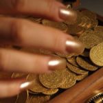 Pirate treasure coins - gold coloured cardboard - 50 pcs - Image 2
