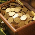 Pirate treasure coins - gold coloured cardboard - 50 pcs - Image 3