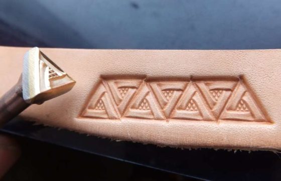 MINI Triangle BORDER - Image 2