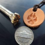 011-04 Wolf paw 1/2´´ Leather stamp - Image 2