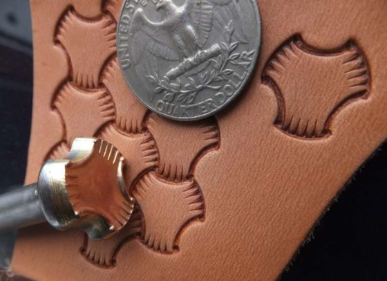 013-06 3D knotted leather straps - Image 2