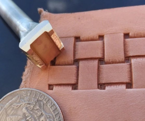 Quadratic Basket - straps