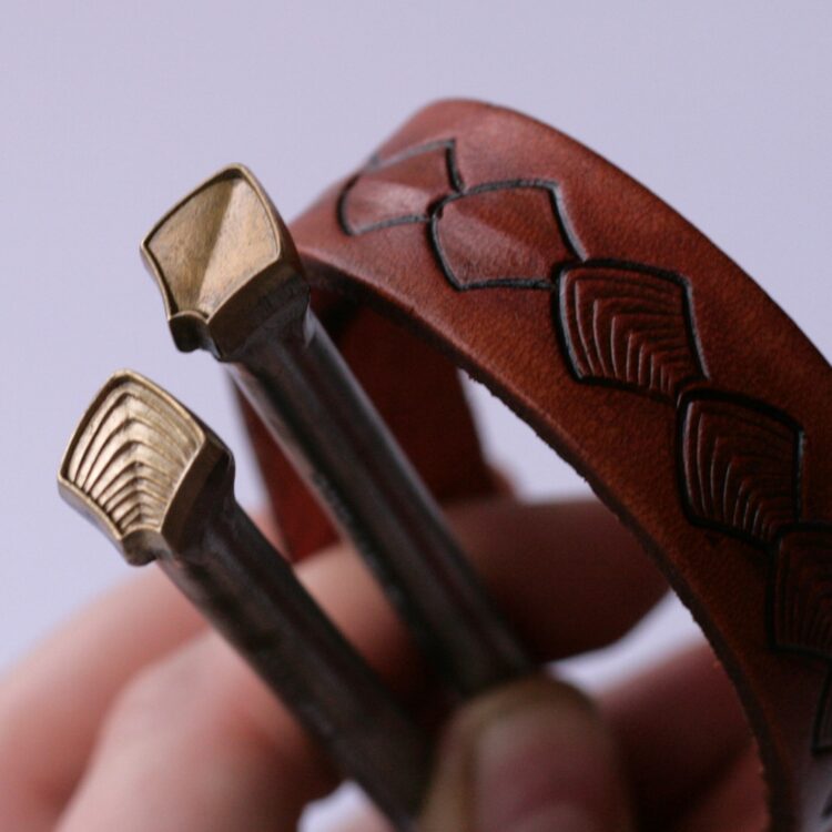017-06 Small scales 2 pieces