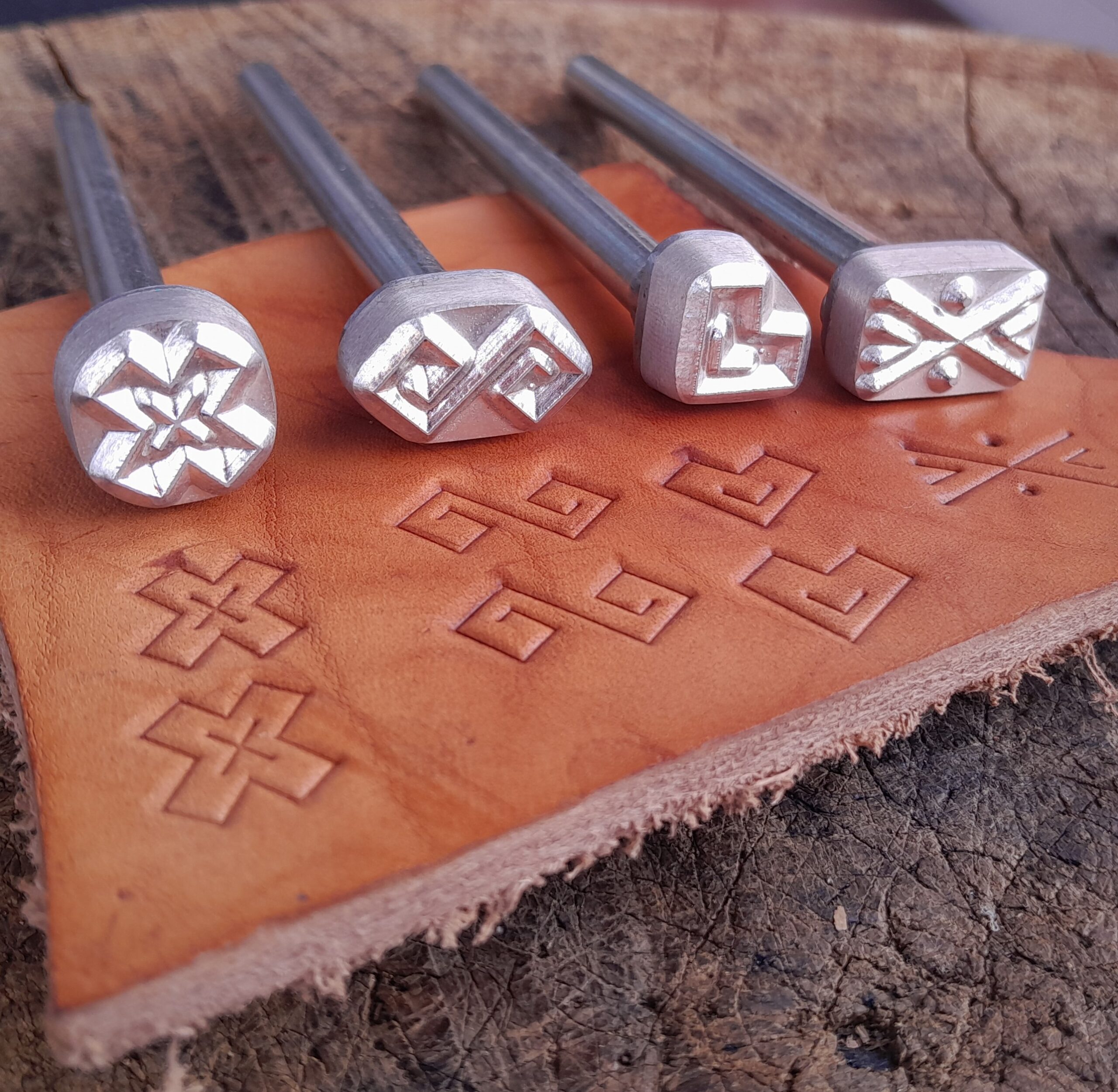 017-27 Set of 4 Leather stamps - Stylized Heart, Ram's horns, Stylized Cross and Cross in Diamond - Image 3