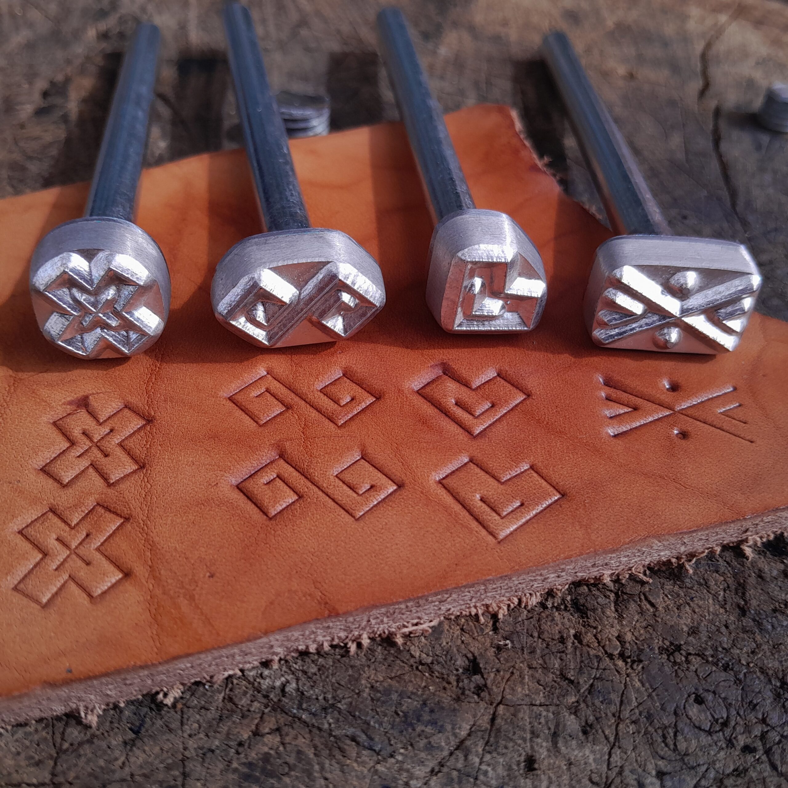017-27 Set of 4 Leather stamps - Stylized Heart, Ram's horns, Stylized Cross and Cross in Diamond - Image 5